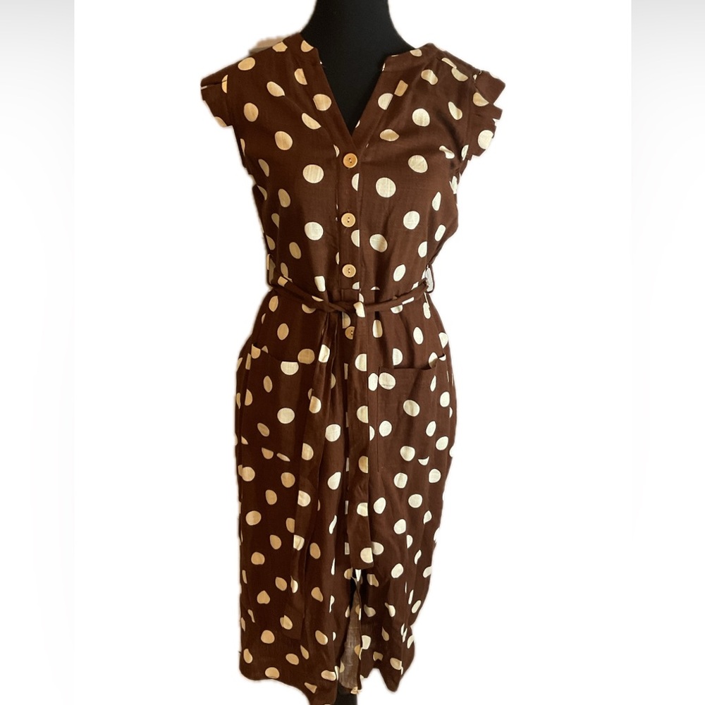 MONTEAU Los Angeles Belted Brown Cream dotted midi dress with pockets.